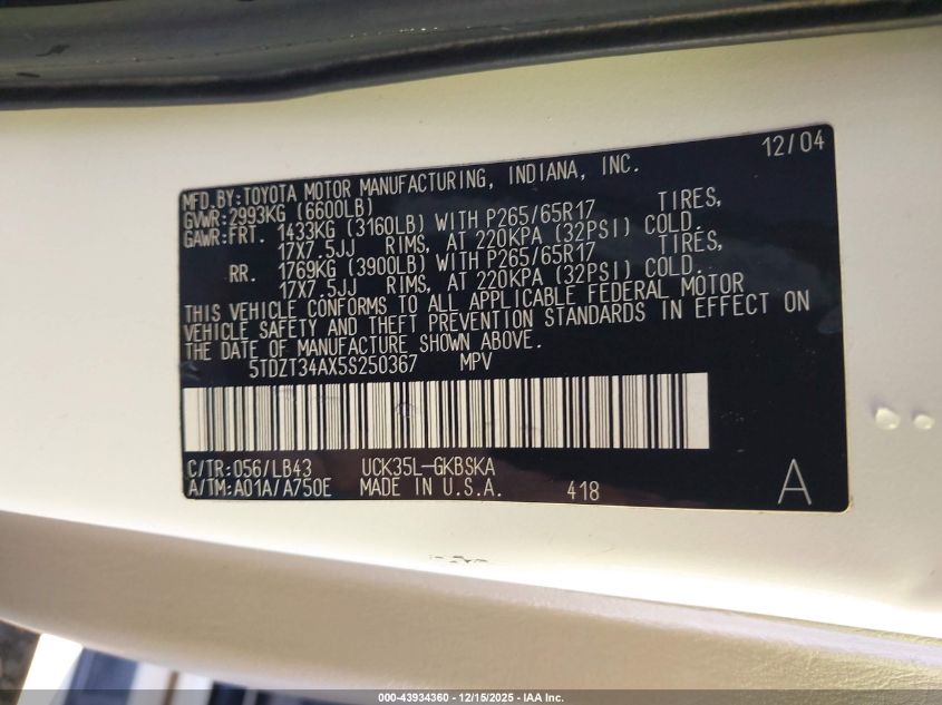 2005 Toyota Sequoia Sr5 V8 VIN: 5TDZT34AX5S250367 Lot: 43934360