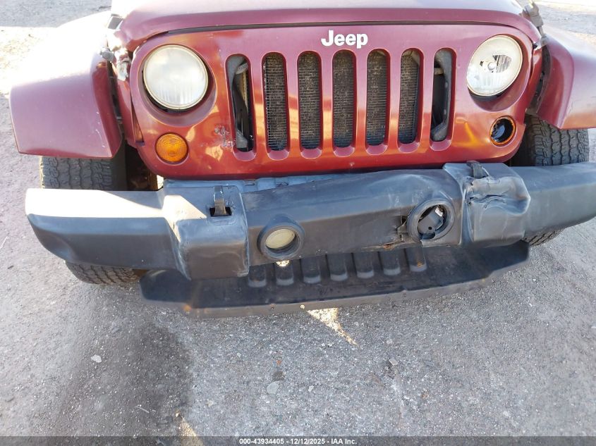 2008 Jeep Wrangler Unlimited Sahara VIN: 1J4GB59138L503723 Lot: 43934405