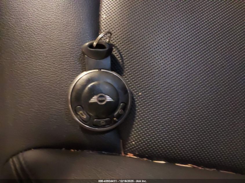 2013 Mini Countryman Cooper S VIN: WMWZC5C52DWP33878 Lot: 43934411