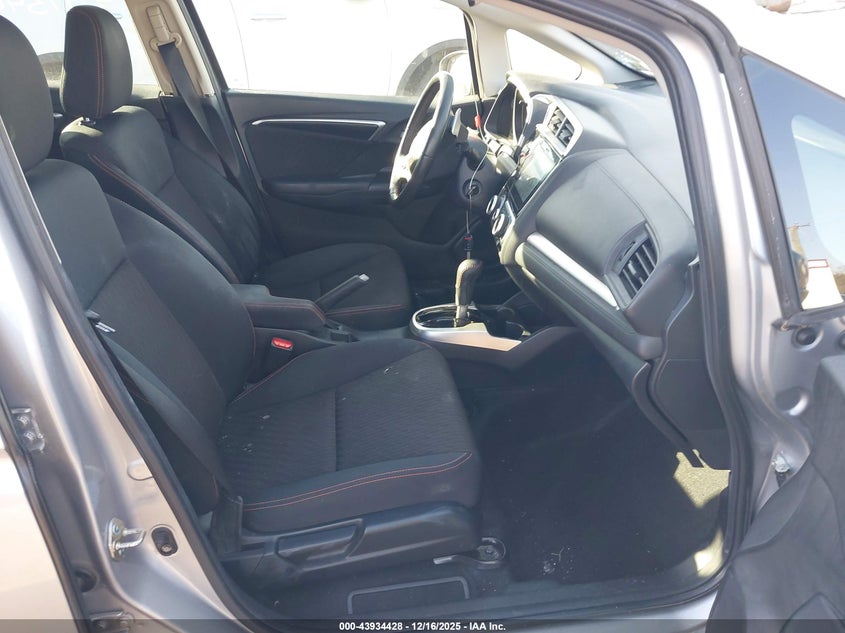 VIN 3HGGK5H61JM736251 2018 HONDA FIT SPORT