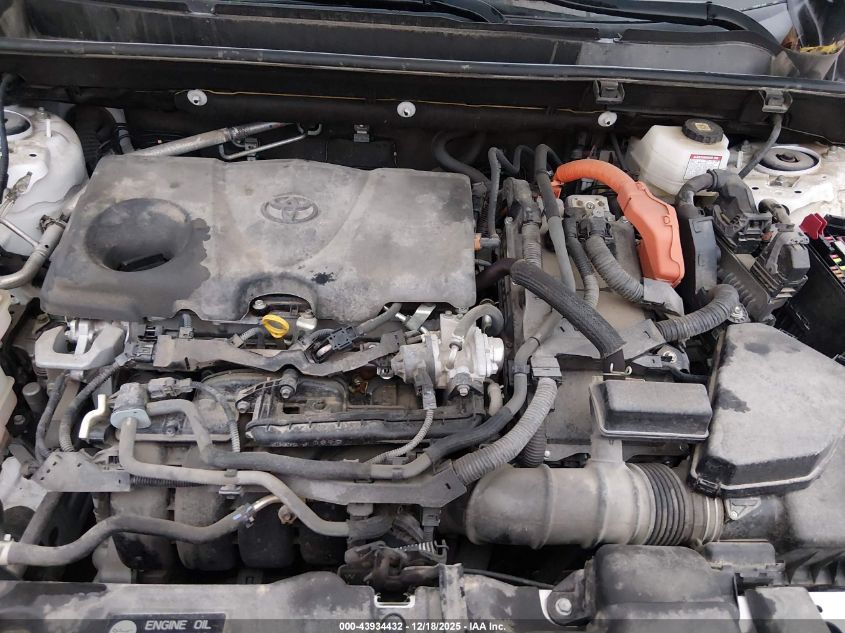 2022 Toyota Rav4 Hybrid Xle VIN: JTMRWRFV8ND155635 Lot: 43934432