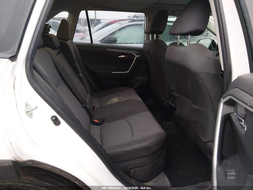 2022 Toyota Rav4 Hybrid Xle VIN: JTMRWRFV8ND155635 Lot: 43934432