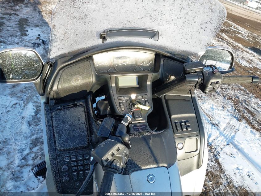 2016 Honda Gl1800 VIN: JH2SC68G3GK401102 Lot: 43934452