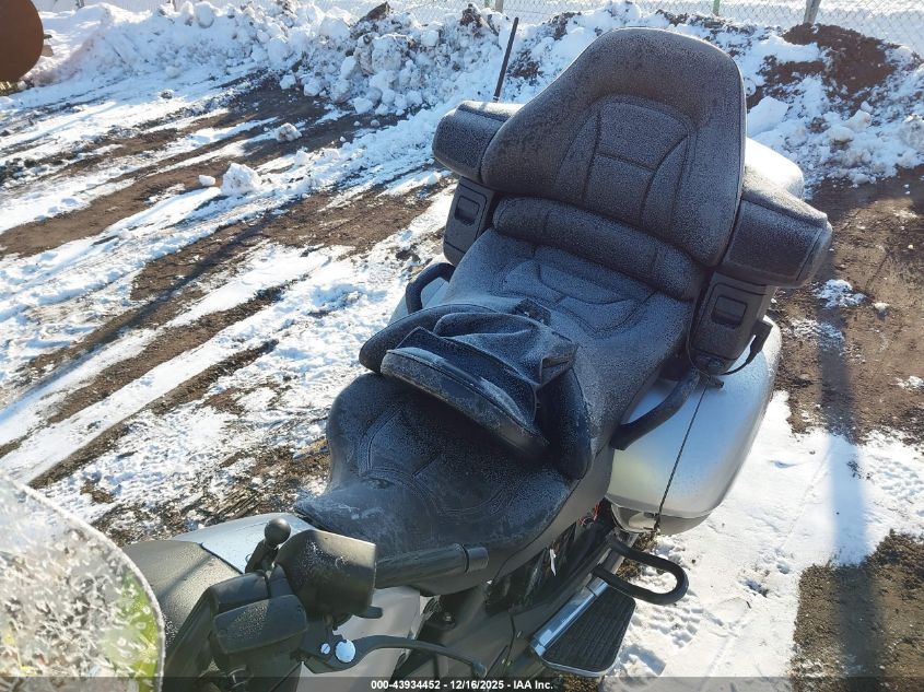 2016 Honda Gl1800 VIN: JH2SC68G3GK401102 Lot: 43934452