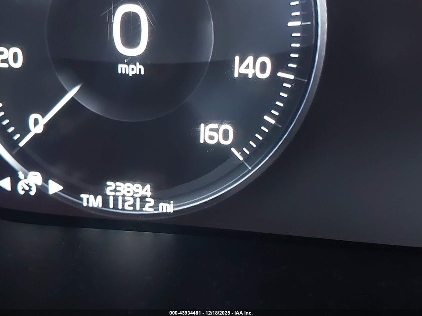 Volvo XC60 — thumbnail 7