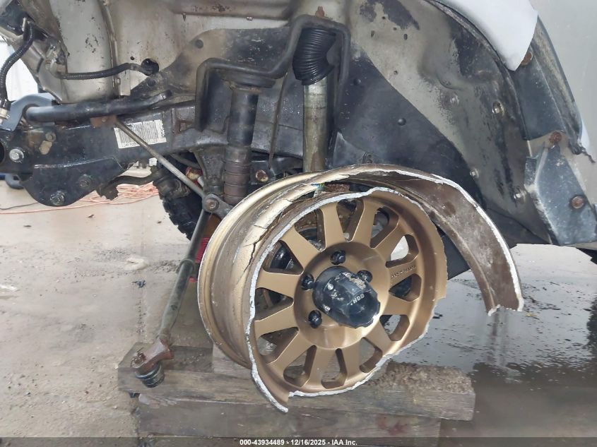 2005 Jeep Wrangler X VIN: 1J4FA39S55P321120 Lot: 43934489