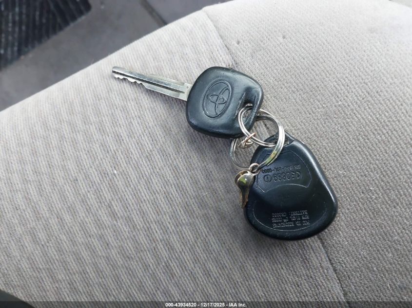 2005 Toyota Corolla Le VIN: 2T1BR32EX5C488556 Lot: 43934520