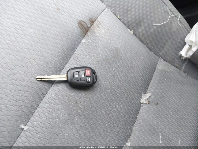 2016 Toyota Corolla Le VIN: 2T1BURHE7GC703452 Lot: 43934564