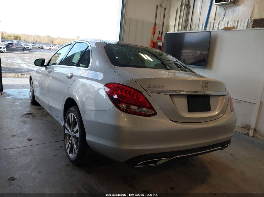 Mercedes-Benz C 300 — thumbnail 3