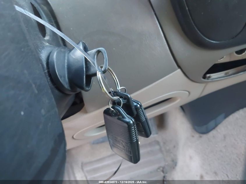 1997 Ford F-150 Lariat/Standard/Xl/Xlt VIN: 1FTDX1760VNC60096 Lot: 43934573