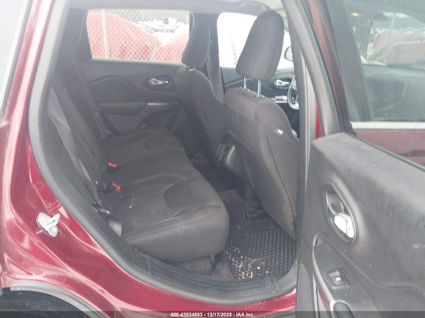 2019 Jeep Cherokee Latitude 4X4 VIN: 1C4PJMCB8KD167203 Lot: 43934583