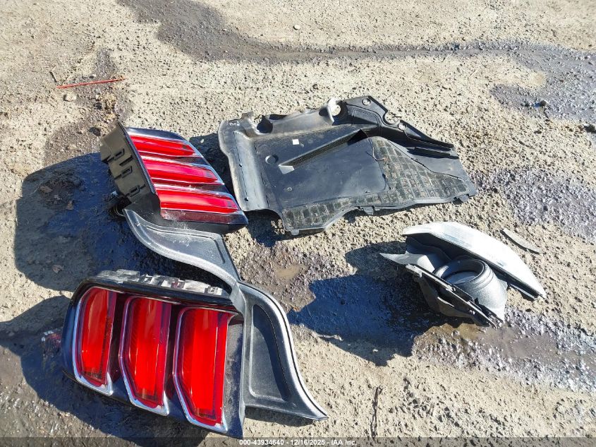 2015 Ford Mustang Gt Premium VIN: 1FA6P8CF7F5366219 Lot: 43934640