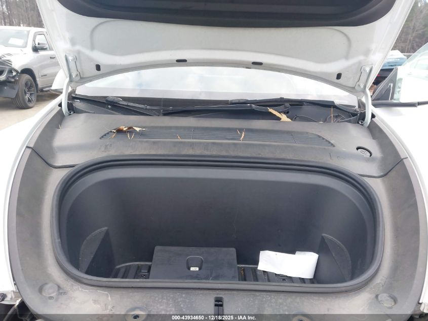 2021 Tesla Model Y Long Range Dual Motor All-Wheel Drive VIN: 5YJYGAEE9MF255004 Lot: 43934650