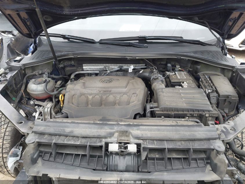 2022 Volkswagen Tiguan 2.0T Sel R-Line VIN: 3VV4B7AX1NM069415 Lot: 43934682