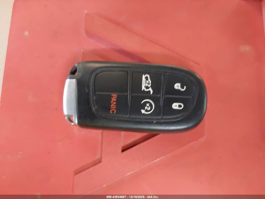 2015 Jeep Cherokee Limited VIN: 1C4PJMDS9FW556327 Lot: 43934687