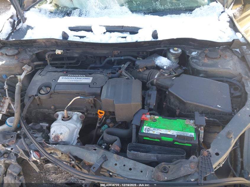1HGCR2F39DA043107 2013 HONDA ACCORD photo no. 10