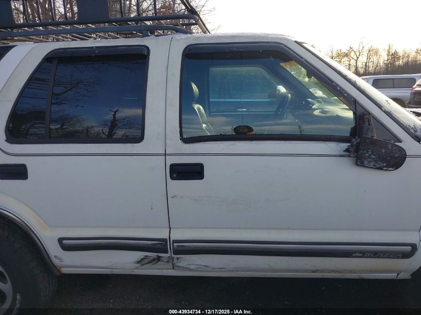 2000 Chevrolet Blazer Lt VIN: 1GNDT13W9YK145110 Lot: 43934734