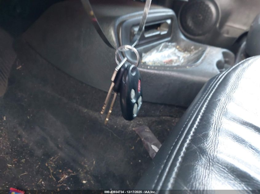 2000 Chevrolet Blazer Lt VIN: 1GNDT13W9YK145110 Lot: 43934734