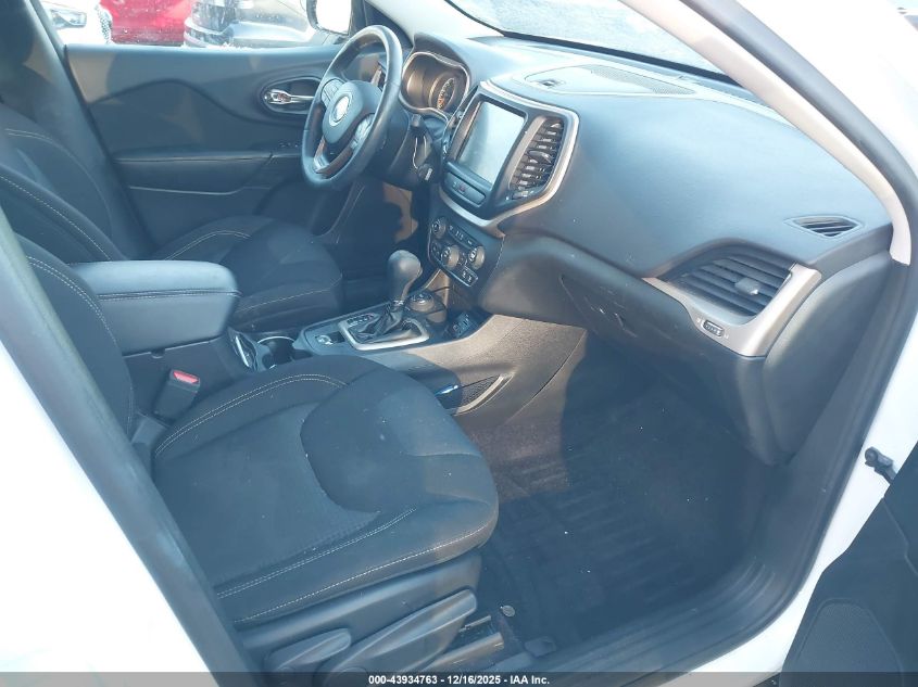 2017 Jeep Cherokee Latitude 4X4 VIN: 1C4PJMCS4HW531694 Lot: 43934763