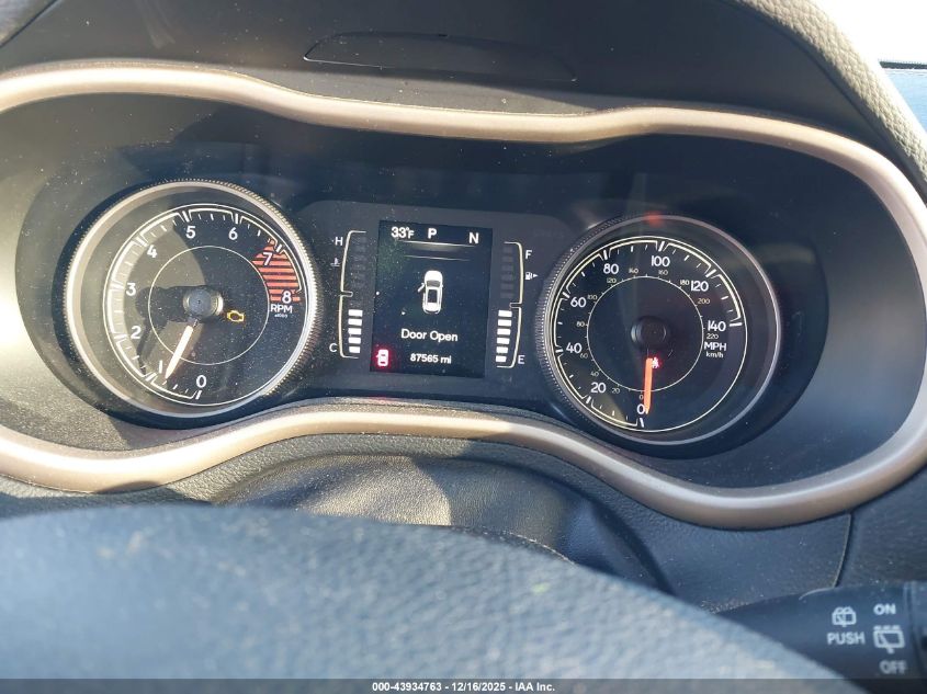 2017 Jeep Cherokee Latitude 4X4 VIN: 1C4PJMCS4HW531694 Lot: 43934763