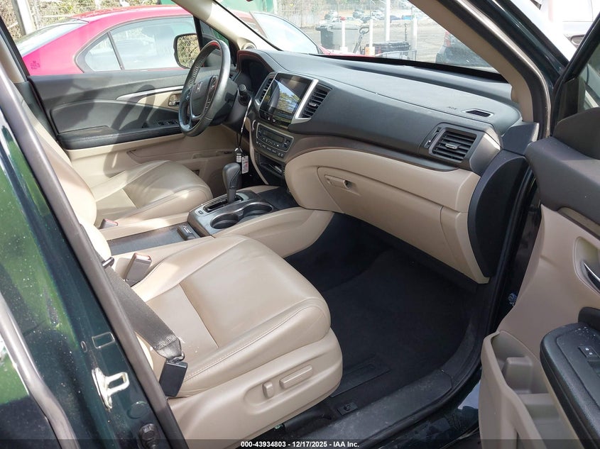 5FNYF5H50GB060063 2016 HONDA PILOT photo no. 5