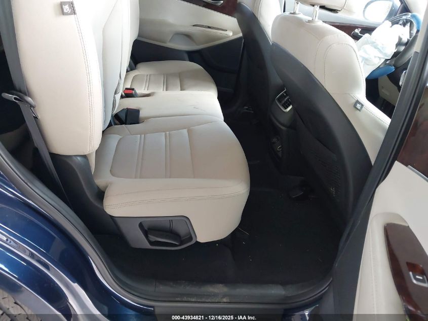 2017 Kia Sorento 2.4L Lx VIN: 5XYPG4A35HG197215 Lot: 43934821
