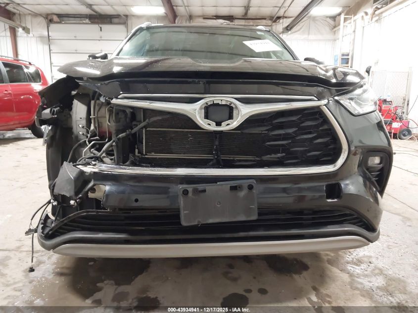 2022 Toyota Highlander Hybrid Platinum VIN: 5TDEBRCH3NS078640 Lot: 43934941