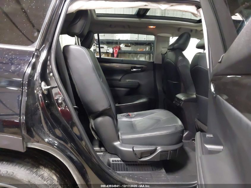 2022 Toyota Highlander Hybrid Platinum VIN: 5TDEBRCH3NS078640 Lot: 43934941