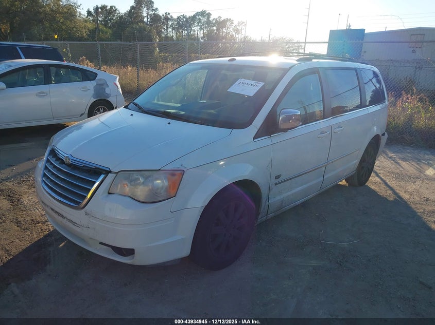 2009 Chrysler Town & Country Touring