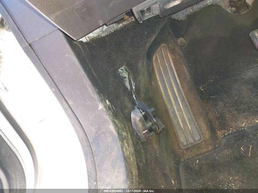 2015 Ford Fusion S VIN: 3FA6P0G73FR153222 Lot: 43934962