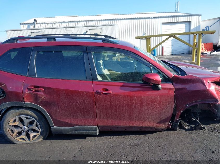 2020 Subaru Forester Premium VIN: JF2SKAGC3LH490305 Lot: 43934970