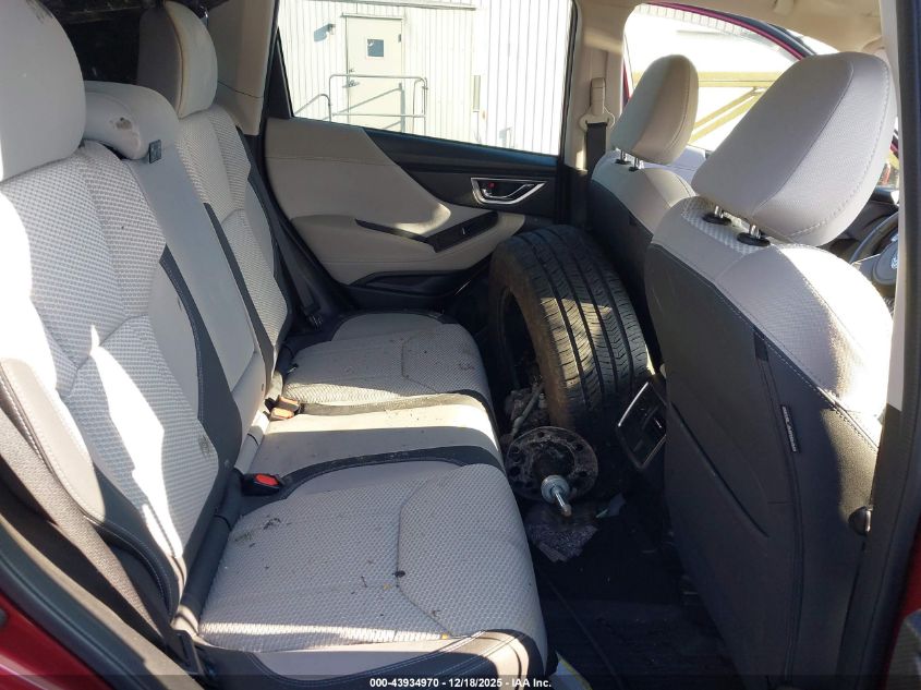 2020 Subaru Forester Premium VIN: JF2SKAGC3LH490305 Lot: 43934970