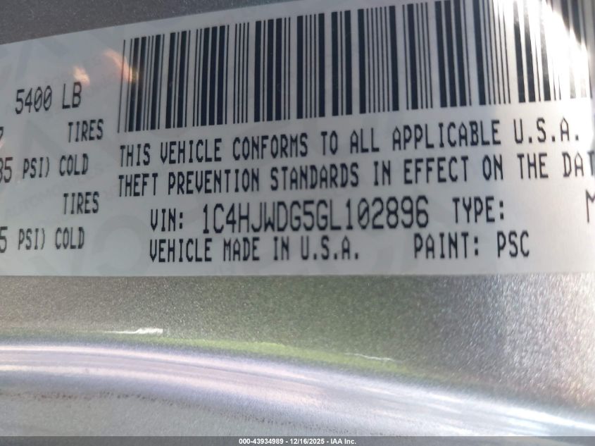 2016 Jeep Wrangler Unlimited Sport VIN: 1C4HJWDG5GL102896 Lot: 43934989