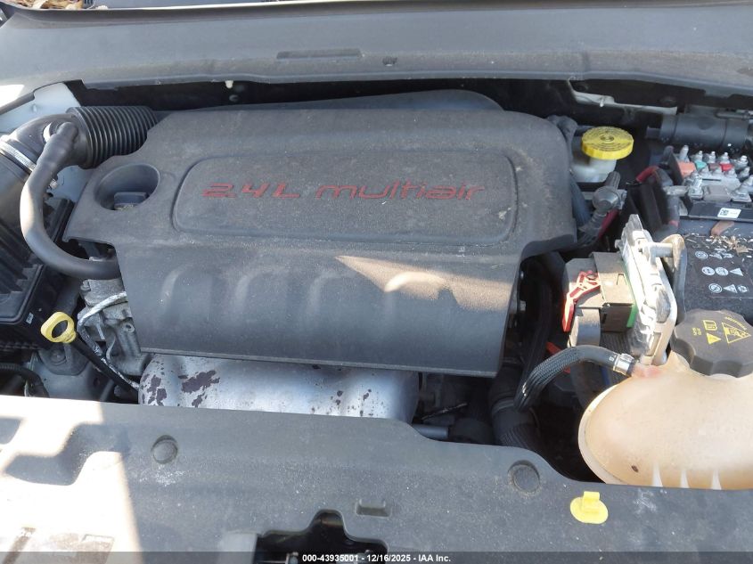 2018 Jeep Compass Limited 4X4 VIN: 3C4NJDCB2JT101228 Lot: 43935001