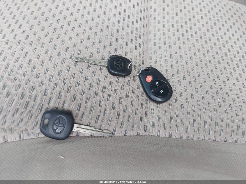 2010 Toyota Tundra Grade 5.7L V8 VIN: 5TFDW5F18AX112938 Lot: 43935017