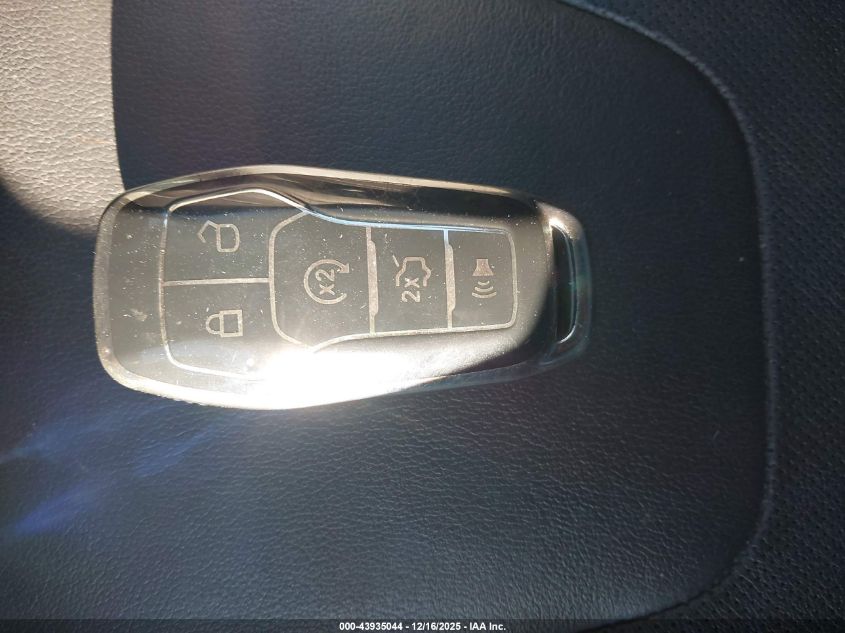 2016 Ford Fusion Titanium VIN: 3FA6P0D98GR167897 Lot: 43935044