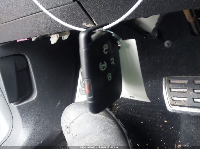 2019 Volkswagen Tiguan 2.0T Se/2.0T Sel/2.0T Sel R-Line/2.0T Sel R-Line Black VIN: 3VV2B7AX5KM026005 Lot: 43935063