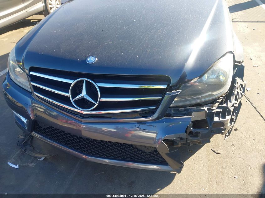 2014 Mercedes-Benz C-Class C 250 Sport VIN: WDDGF4HB3EA933991 Lot: 43935091