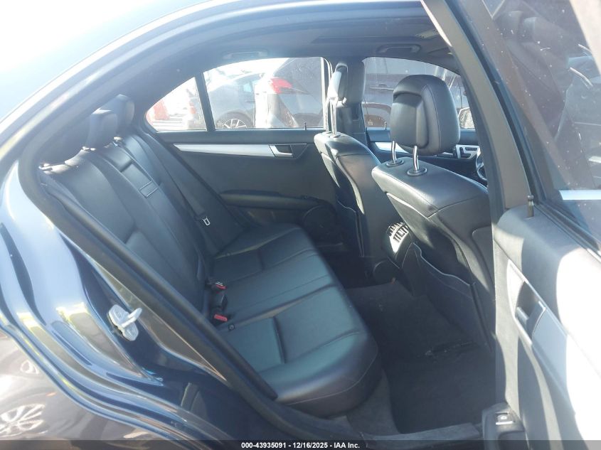 2014 Mercedes-Benz C-Class C 250 Sport VIN: WDDGF4HB3EA933991 Lot: 43935091