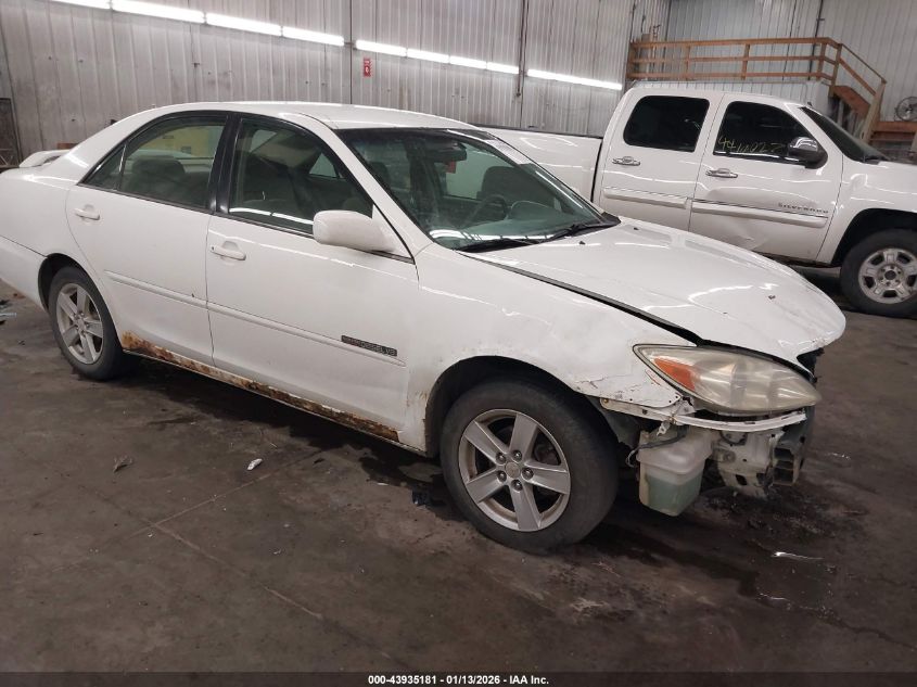 2004 Toyota Camry Le
