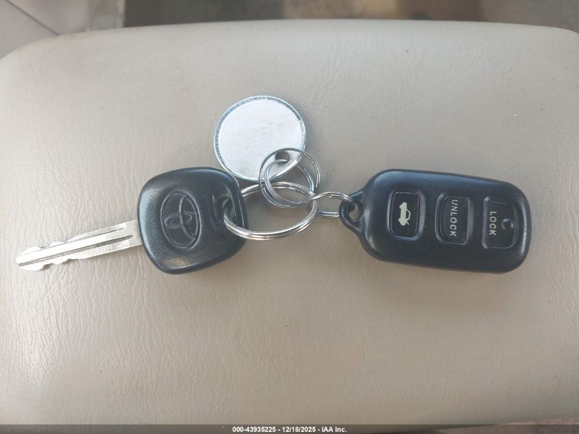 2003 Toyota Camry Solara Sle V6 VIN: 2T1FF28P43C604733 Lot: 43935225