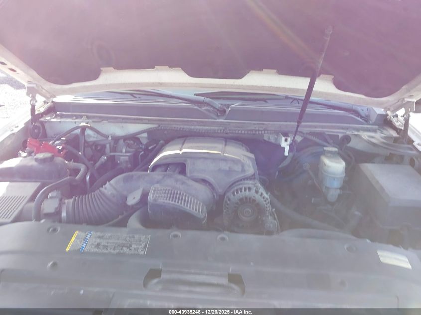 2011 GMC Yukon Denali VIN: 1GKS2EEF2BR165547 Lot: 43935248