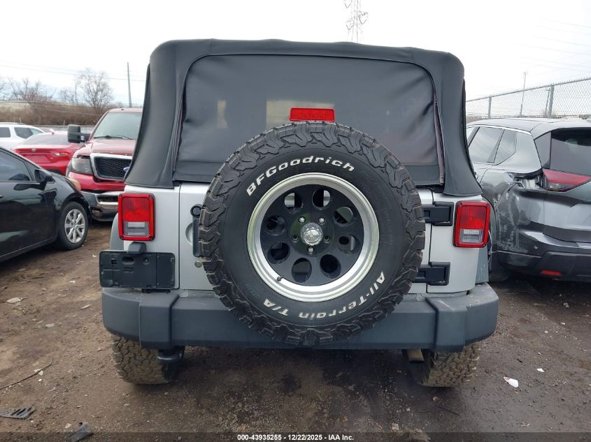2010 Jeep Wrangler Sport VIN: 1J4AA2D15AL213956 Lot: 43935255