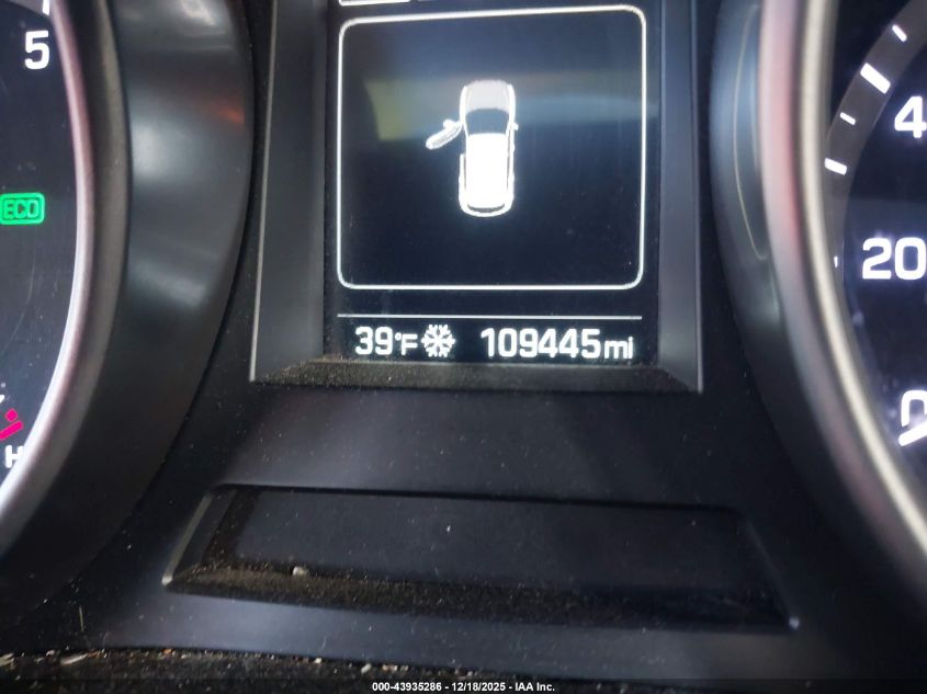 2017 Hyundai Santa Fe Se VIN: KM8SM4HFXHU170556 Lot: 43935286