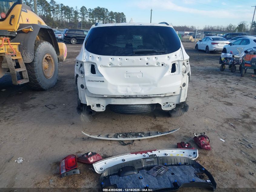 2017 Hyundai Santa Fe Se VIN: KM8SM4HFXHU170556 Lot: 43935286