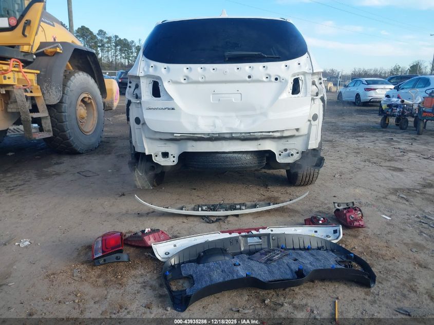 2017 Hyundai Santa Fe Se VIN: KM8SM4HFXHU170556 Lot: 43935286