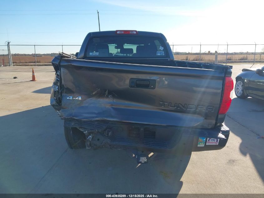 2017 Toyota Tundra Limited 5.7L V8 VIN: 5TFHW5F19HX593875 Lot: 43935289