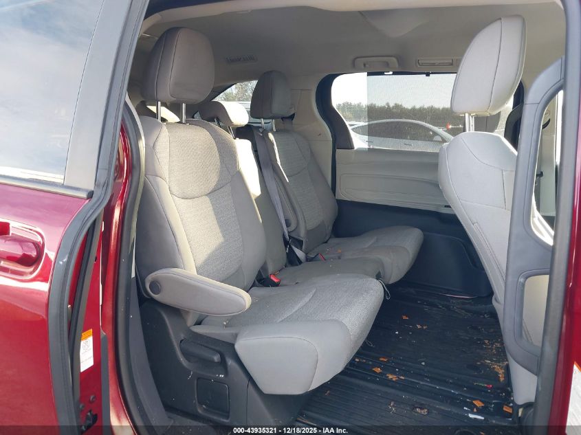 2024 Toyota Sienna Le VIN: 5TDKSKFC1RS117953 Lot: 43935321