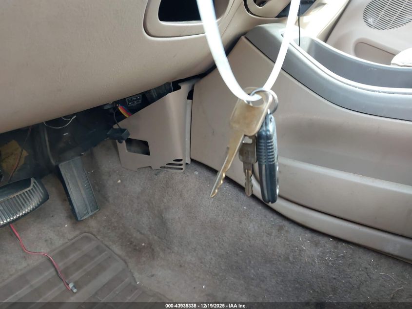 1997 Ford F-150 Lariat/Xl/Xlt VIN: 1FTDX18W0VNB20001 Lot: 43935338