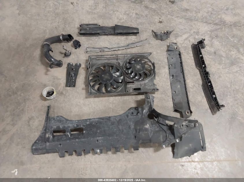 2020 Volkswagen Tiguan 2.0T Se/2.0T Se R-Line Black/2.0T Sel VIN: 3VV2B7AX6LM004886 Lot: 43935402